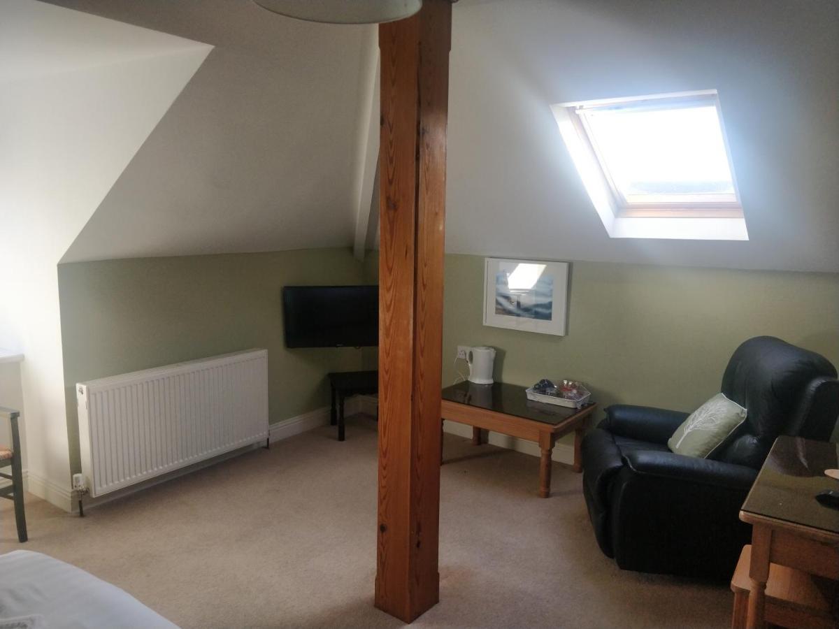 Avonmore House Guest Accommodation 욜 외부 사진