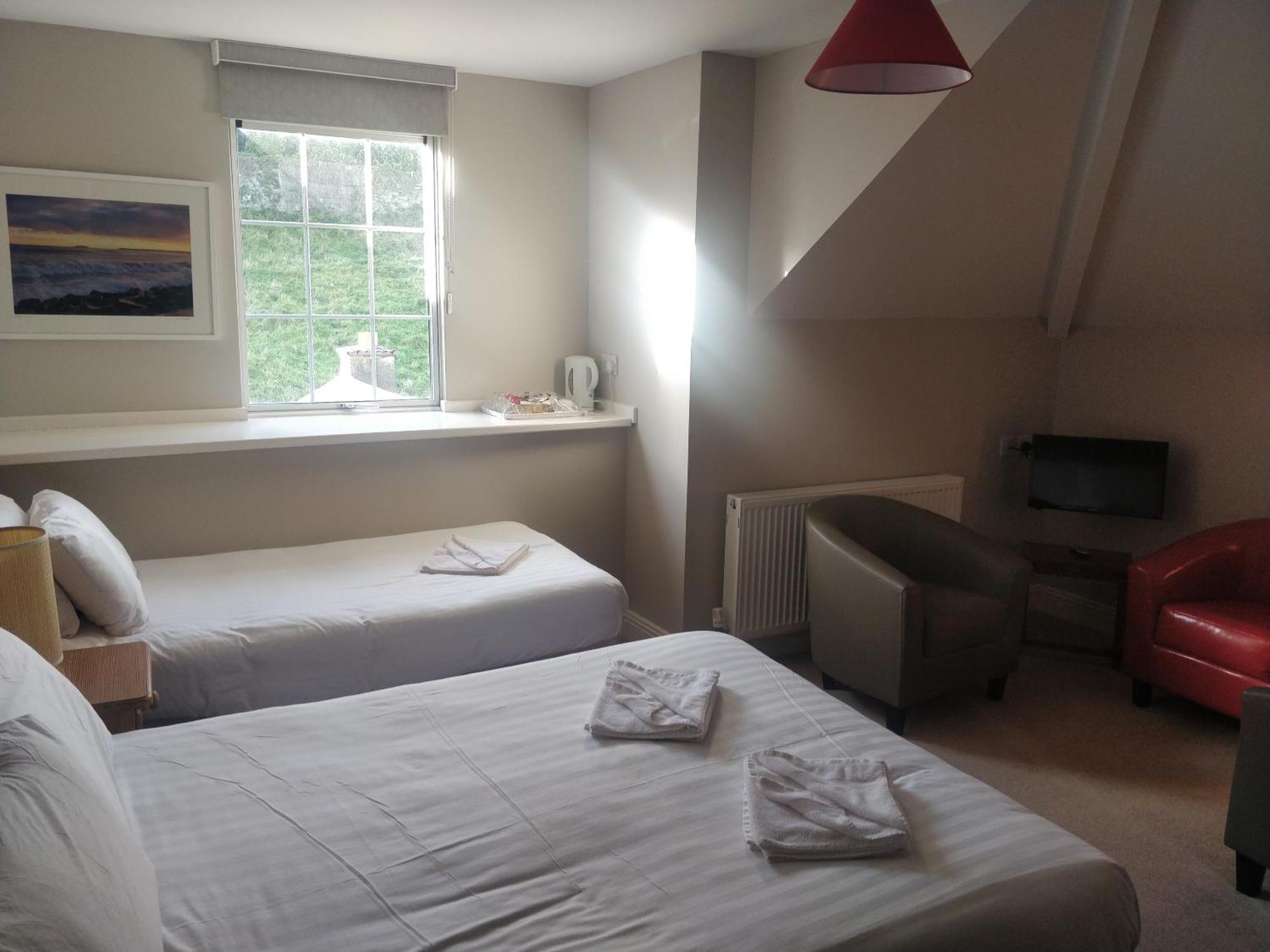 Avonmore House Guest Accommodation 욜 외부 사진